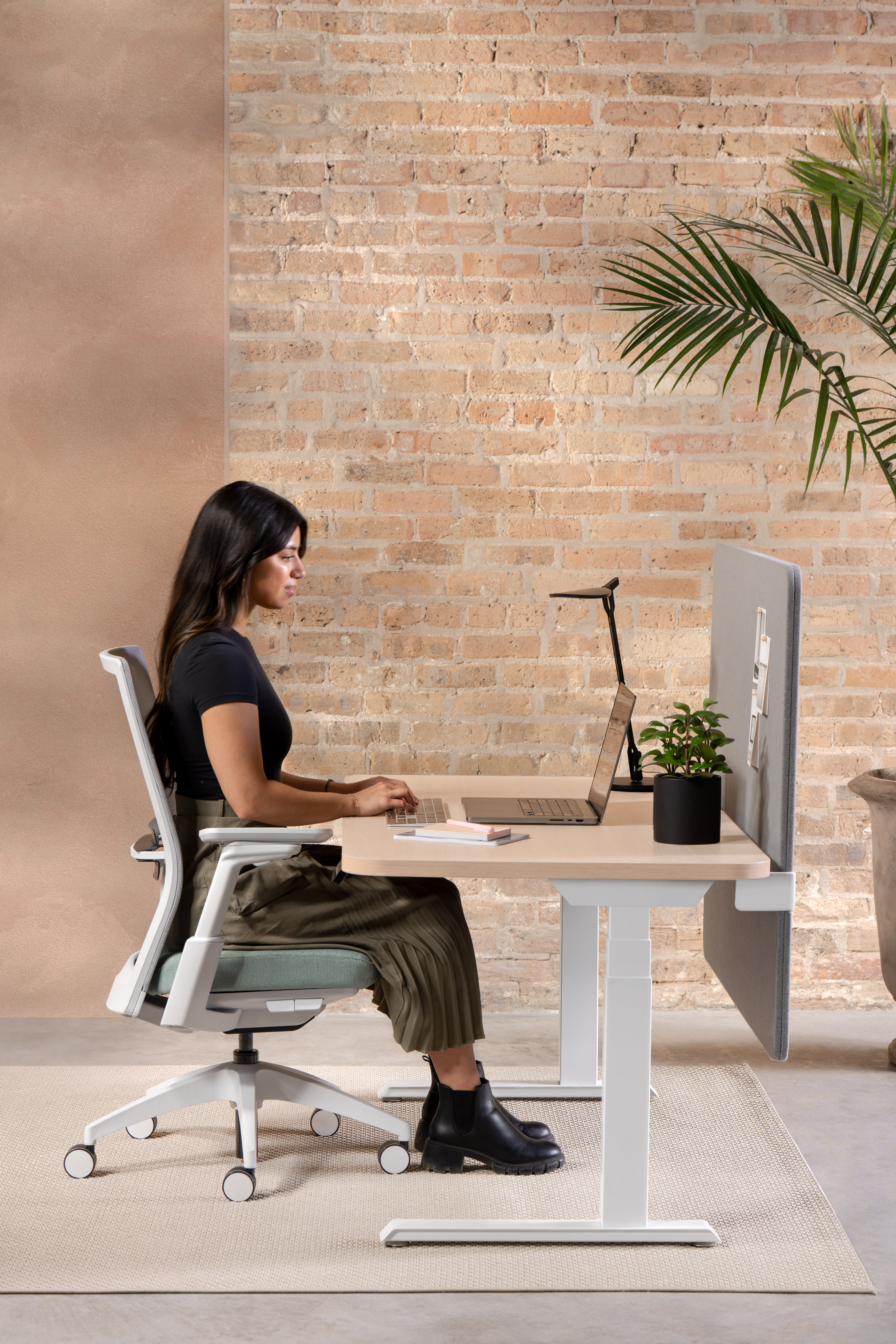 Ergonomic Insights: Your Back's New Best Friend