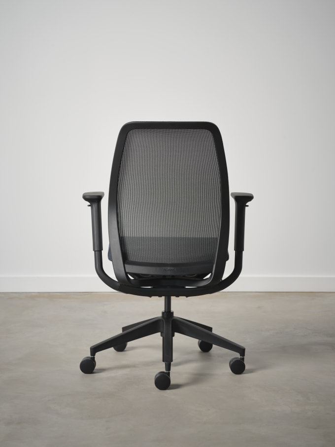 Pli Task Chair