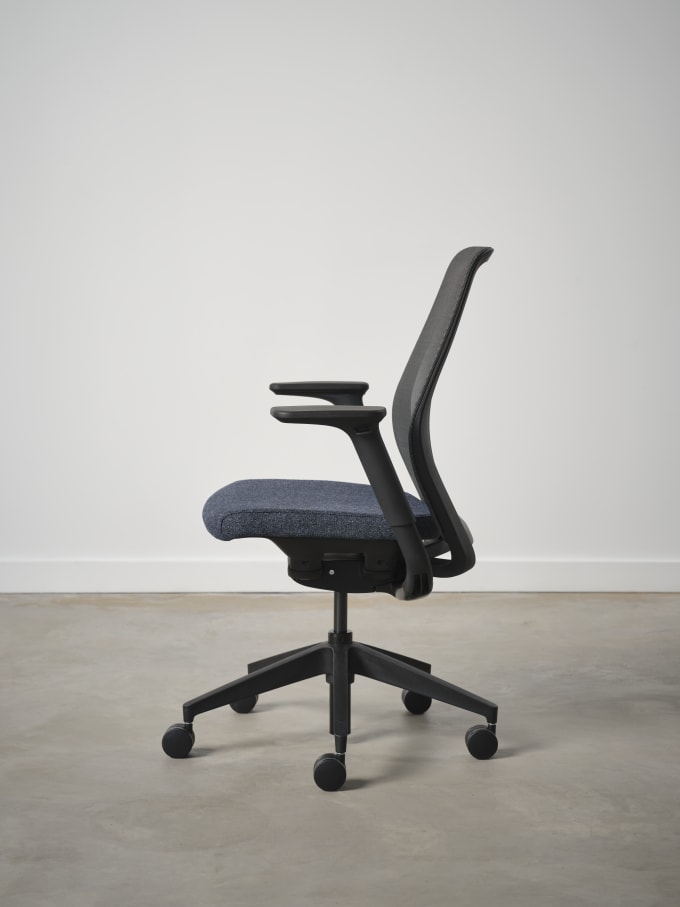 Pli Task Chair