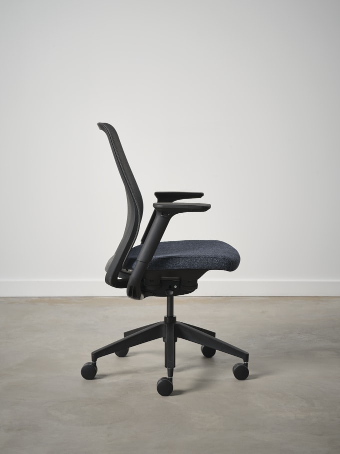 Pli Task Chair