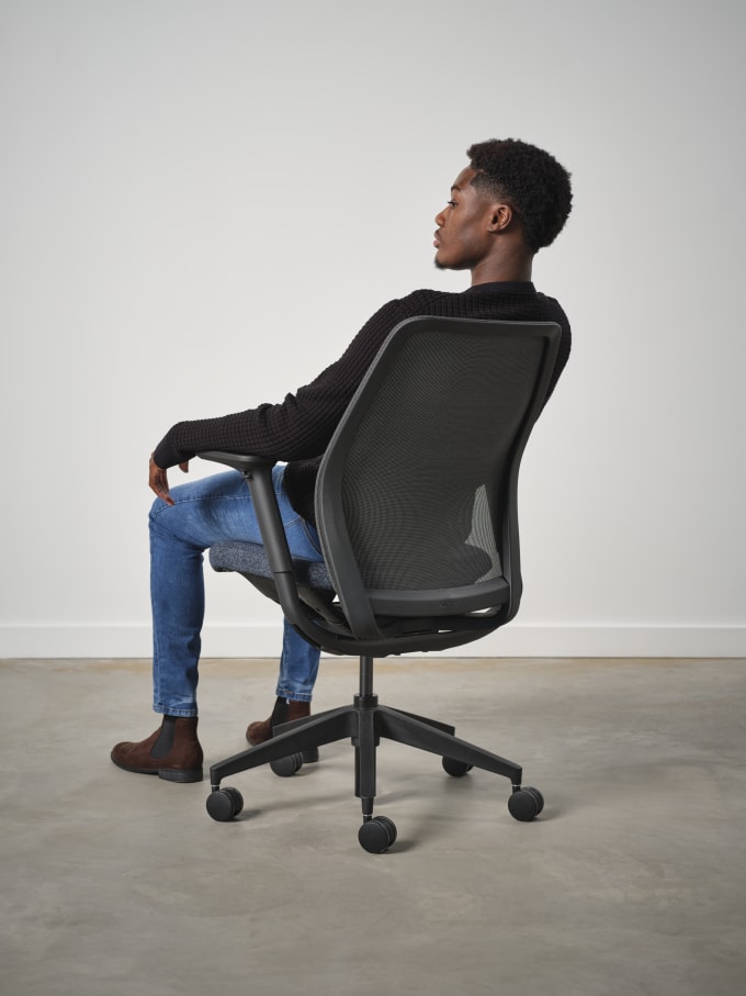 Pli Task Chair