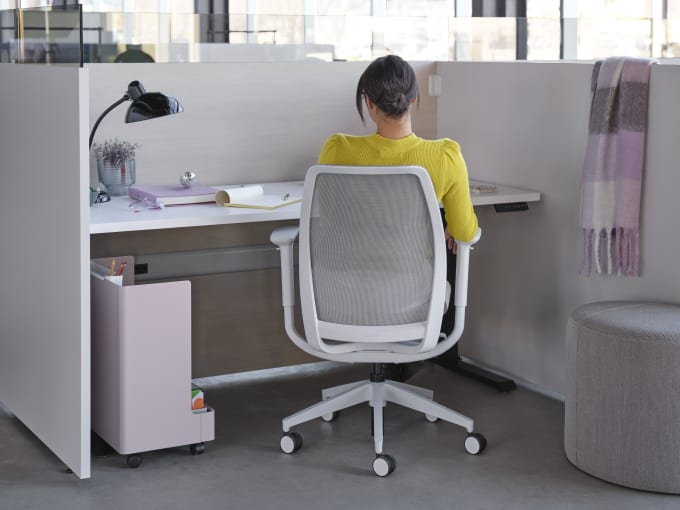 Fit with Pli Task Chair