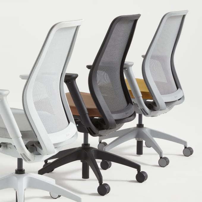 Pli Task Chair