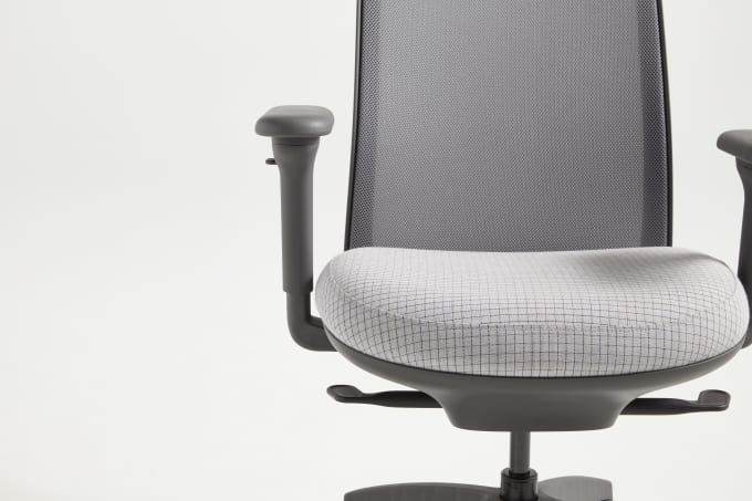 O6 Task Chair