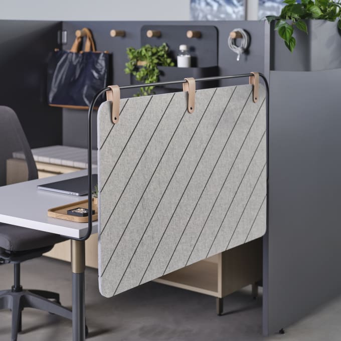 Capsule by Allsteel Desk Privacy Screen