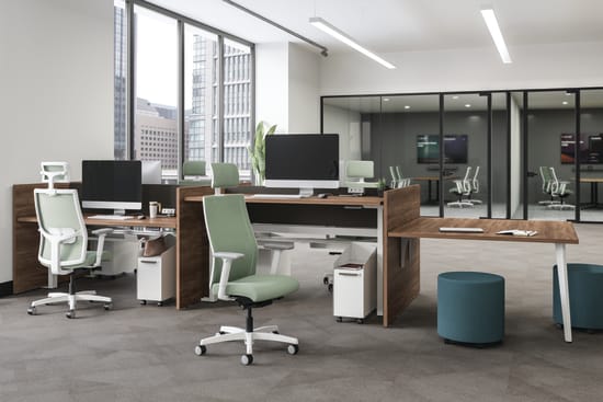 Ignition 2.0 with Empower workstation and Flock poufs.