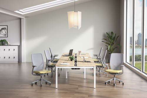 6-pack workstation featuring Flexion task seating.