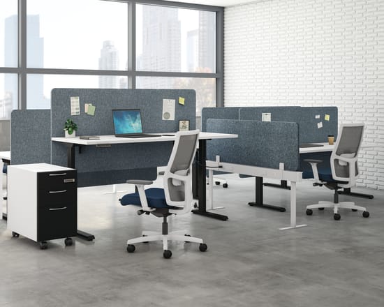 Universal Screens shown with Gravitation Power Beam, Contain Mobile Pedestal, and Ignition 2.0 Task Seating