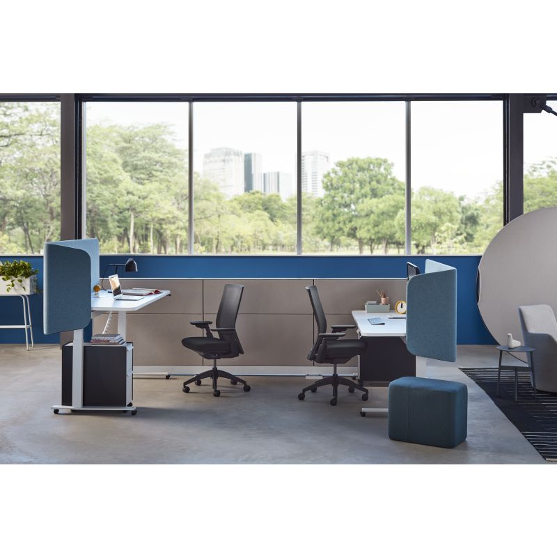 Allsteel, Systems, Stride is a furniture collection that seamlessly integrates worksurfaces, storage, space division, and a