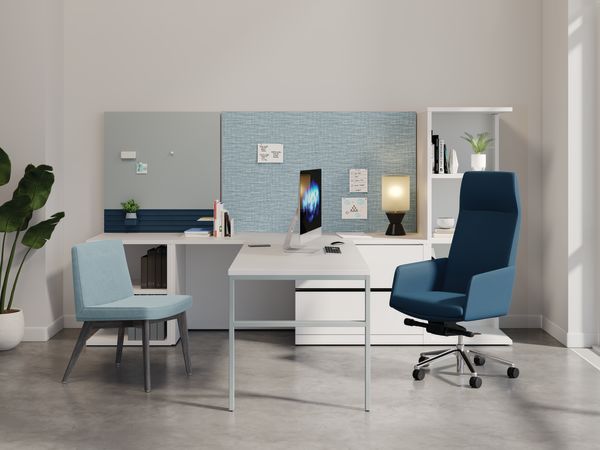 Flock and Mav Seating with 10500 Series Desking and Workwall.