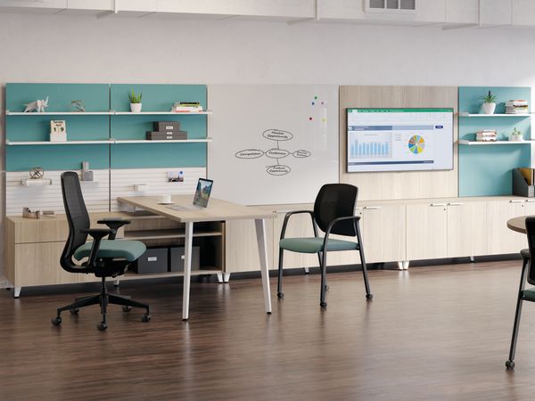 Nucleus Seating with Workwall and 10500 Series Desking