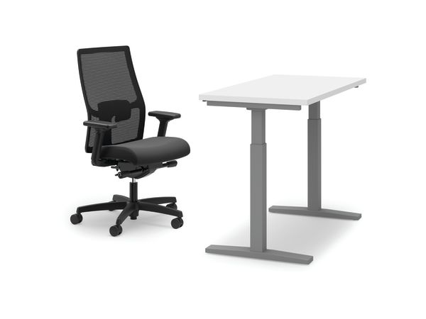 Coordinate height-adjustable table with Ignition 2.0 chair