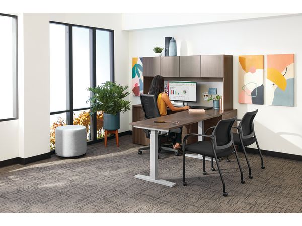 Mod Executive Private Office with Height-Adjustable desk and Ignition Seating