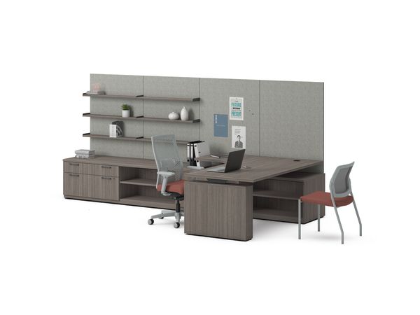 Concinnity Desking with Workwall Tiles and Ignition Seating.