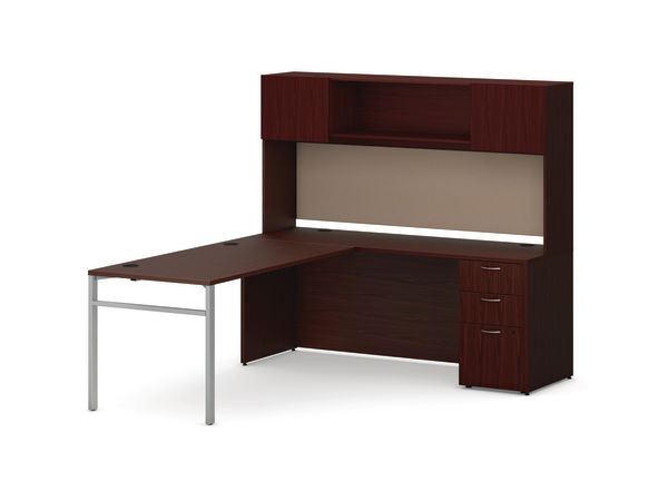 Mod L-Station Desk Typical With H-Leg