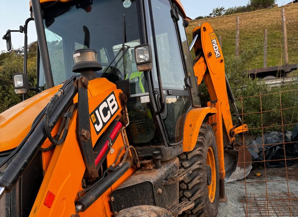 Jcb