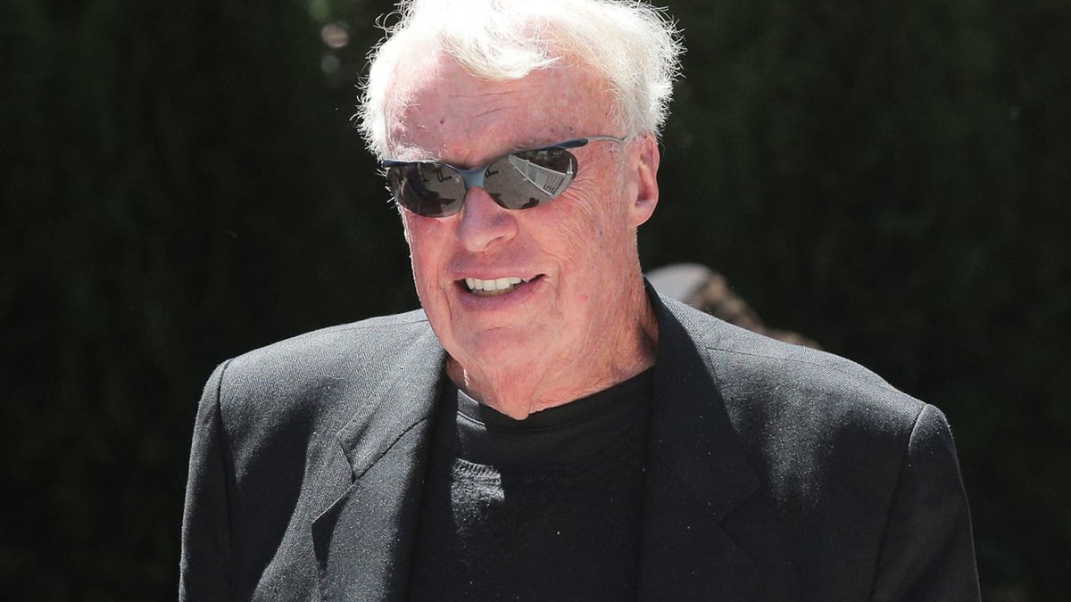 Phil Knight Donates $1.1 Billion to Oregon Healthcare Phil Knight Donates $1.1 Billion to Oregon Healthcare - oregon healthcare