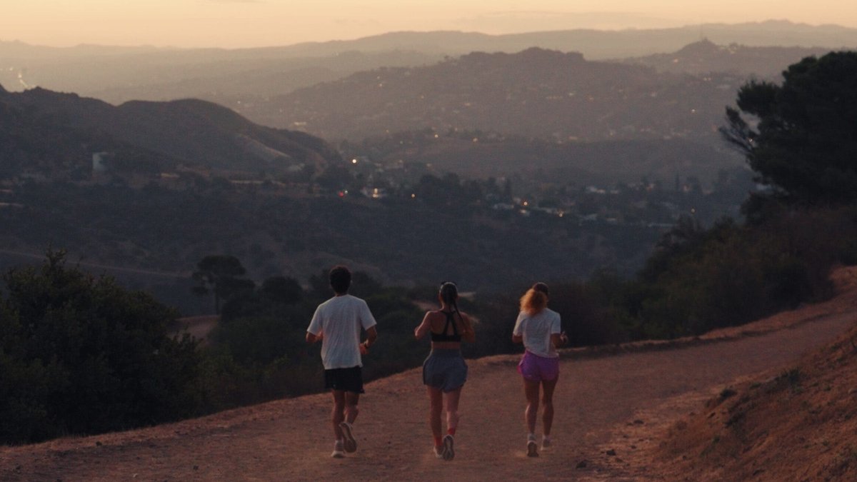 Gravelanza LA Debuts Running, Music Fest in Griffith Park - running festival