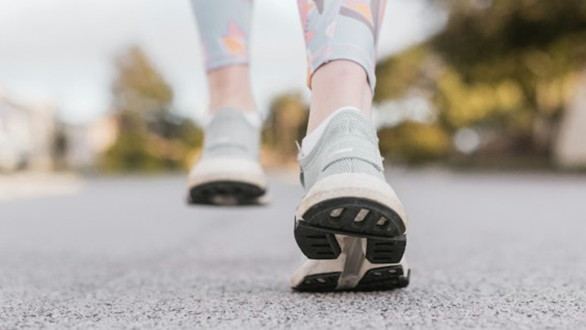 Walking patterns linked to joint and back pain Walking patterns linked to joint and back pain - walking patterns