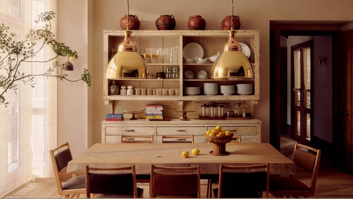 Spaniard transforms Victorian home in west London Spaniard transforms Victorian home in west London - victorian home west london