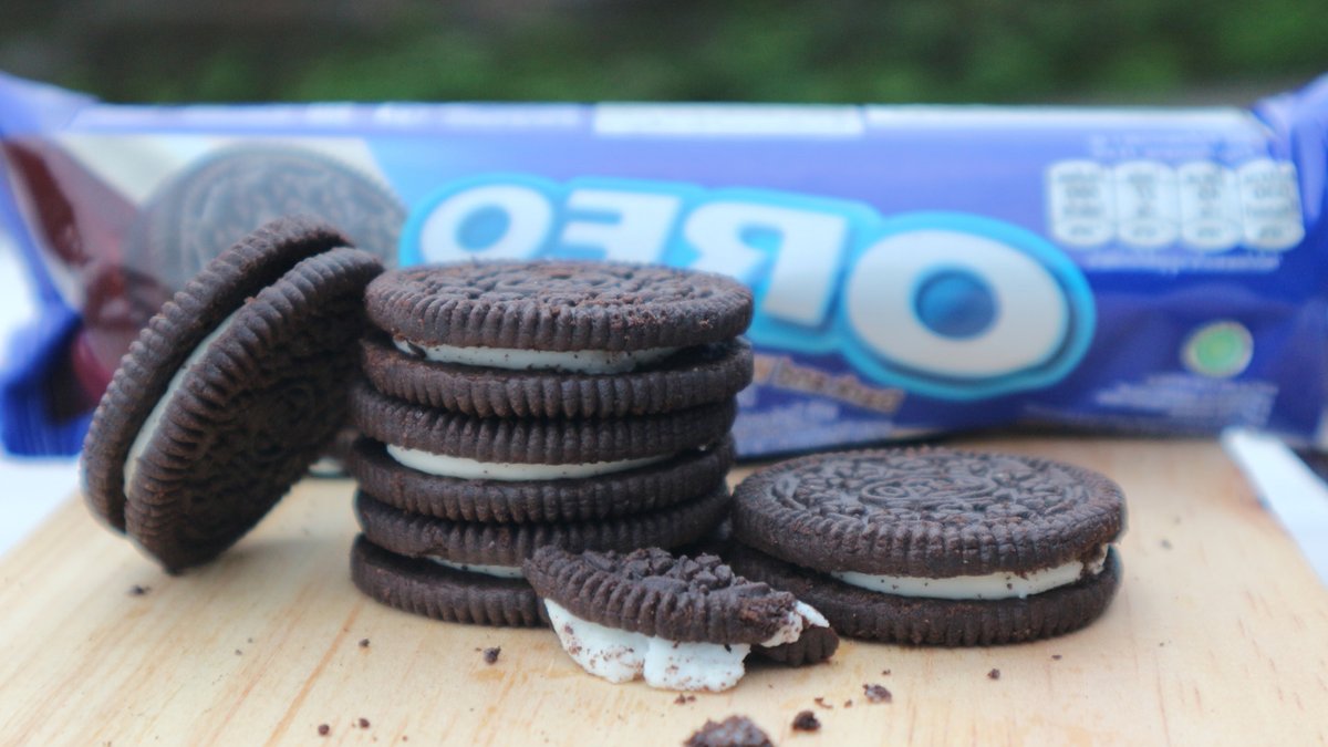 Oreo Unveils Four Limited Flavors, Banana Leads Vote - banana pudding oreo