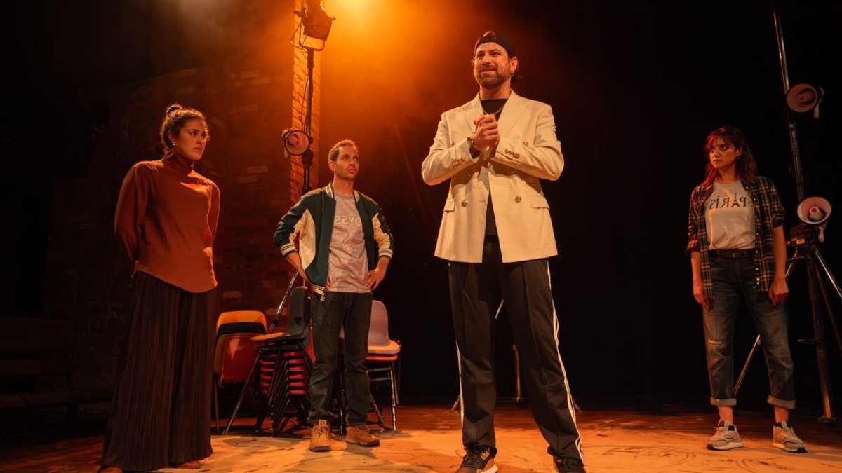 Gaza hosts Olympics in dark comedy play Gaza hosts Olympics in dark comedy play - gaza olympics