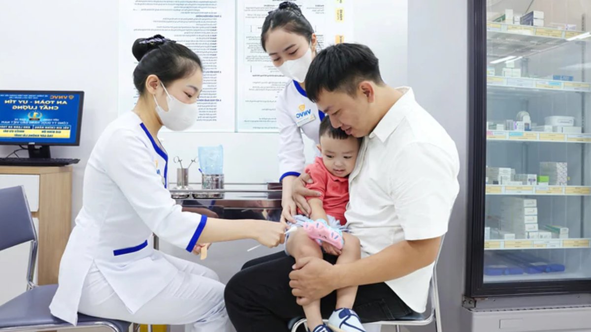 Vietnam launches first EV71 vaccine for children Vietnam launches first EV71 vaccine for children - ev71 vaccine