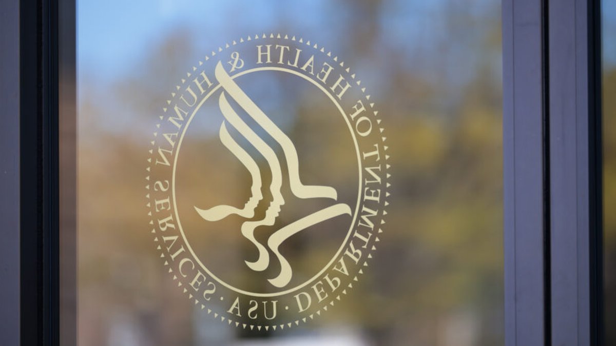 Trump Administration Slashes $1 Billion from HHS Programs - hhs funding