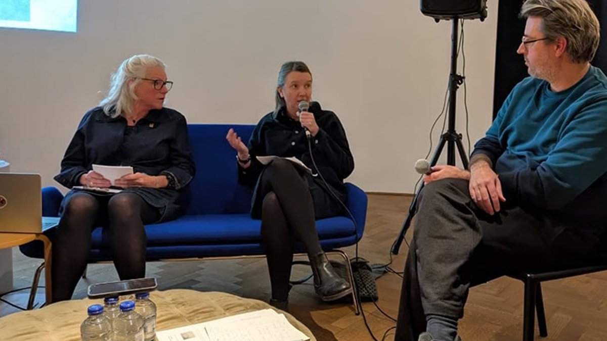 Jewelry open calls hide costly barriers for artists Open Calls and Contemporary Jewelry roundtable discussion (left to right) Tom Iriks, Liesbet Bussche, and Saskia van Es,.