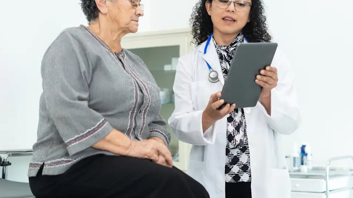 Doctors weigh timing for subcutaneous cancer drug switch Doctors weigh timing for subcutaneous cancer drug switch - subcutaneous cancer treatment