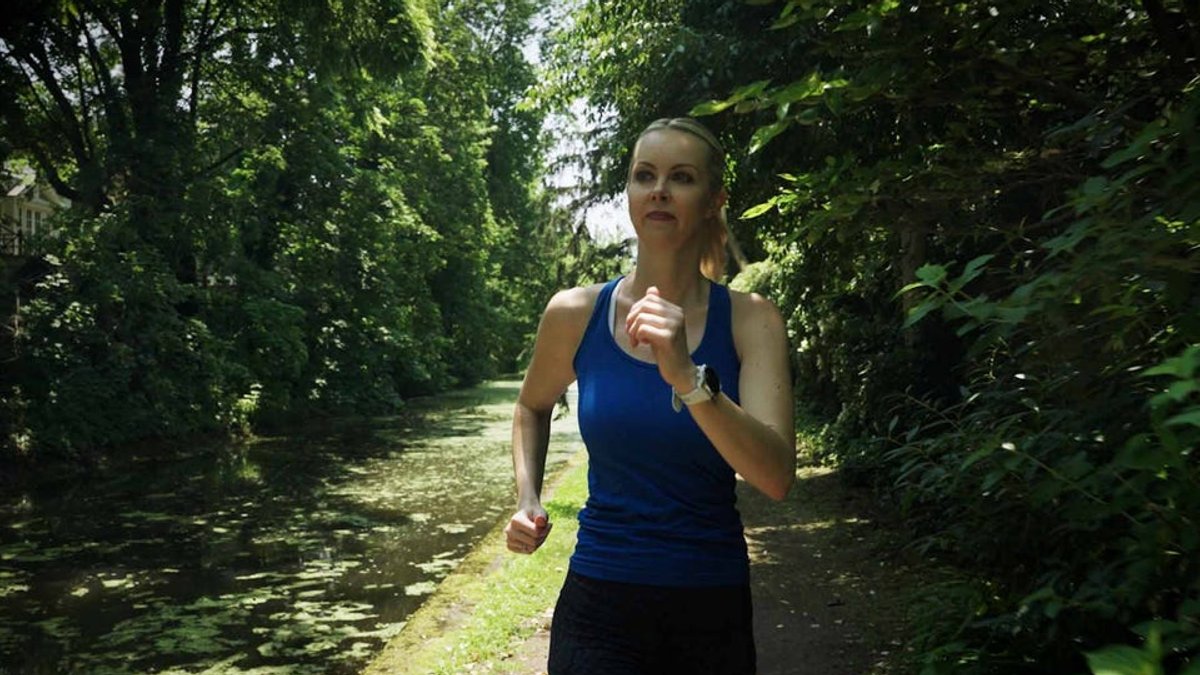 Runner Adopts Heart-Rate Zones for Walk-Run Training Runner Adopts Heart-Rate Zones for Walk-Run Training - heart rate zones