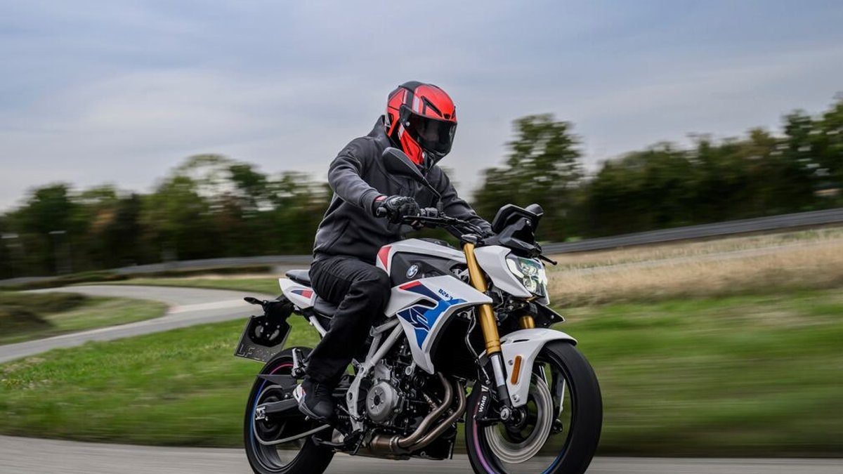 BMW reveals F 450 R motorcycle details ahead of South - bmw f-450 r motorcycle