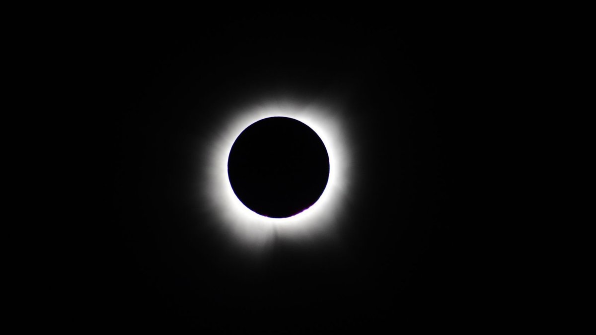 UK R&D tax relief rises to £8.2 billion Dramatic total lunar eclipse featuring a glowing solar corona against a black sky.