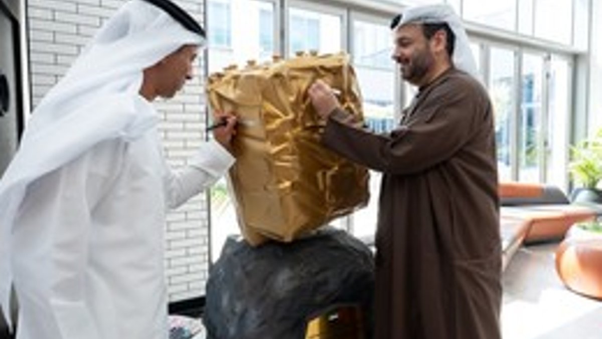 UAE Develops First Autonomous Asteroid Landing Probe H.E. Faisal Al Bannai, Secretary General of the Advanced Technology Research Council (ATRC), and H.E.