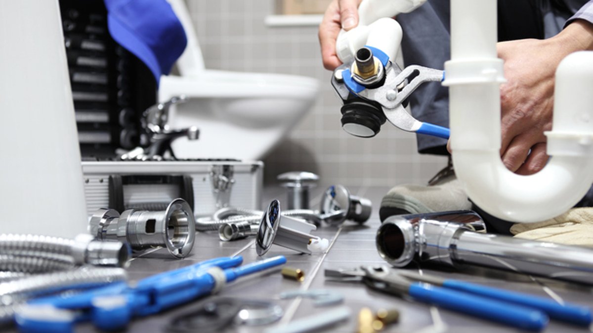 Plumbers needed for urgent home repairs - urgent repairs