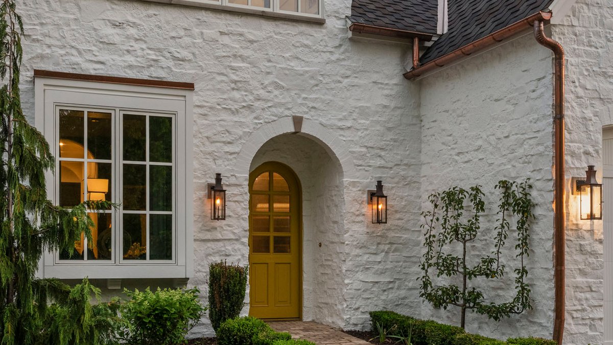Michigan couple blends vintage charm with modern family life Michigan couple blends vintage charm with modern family life - vintage modern home