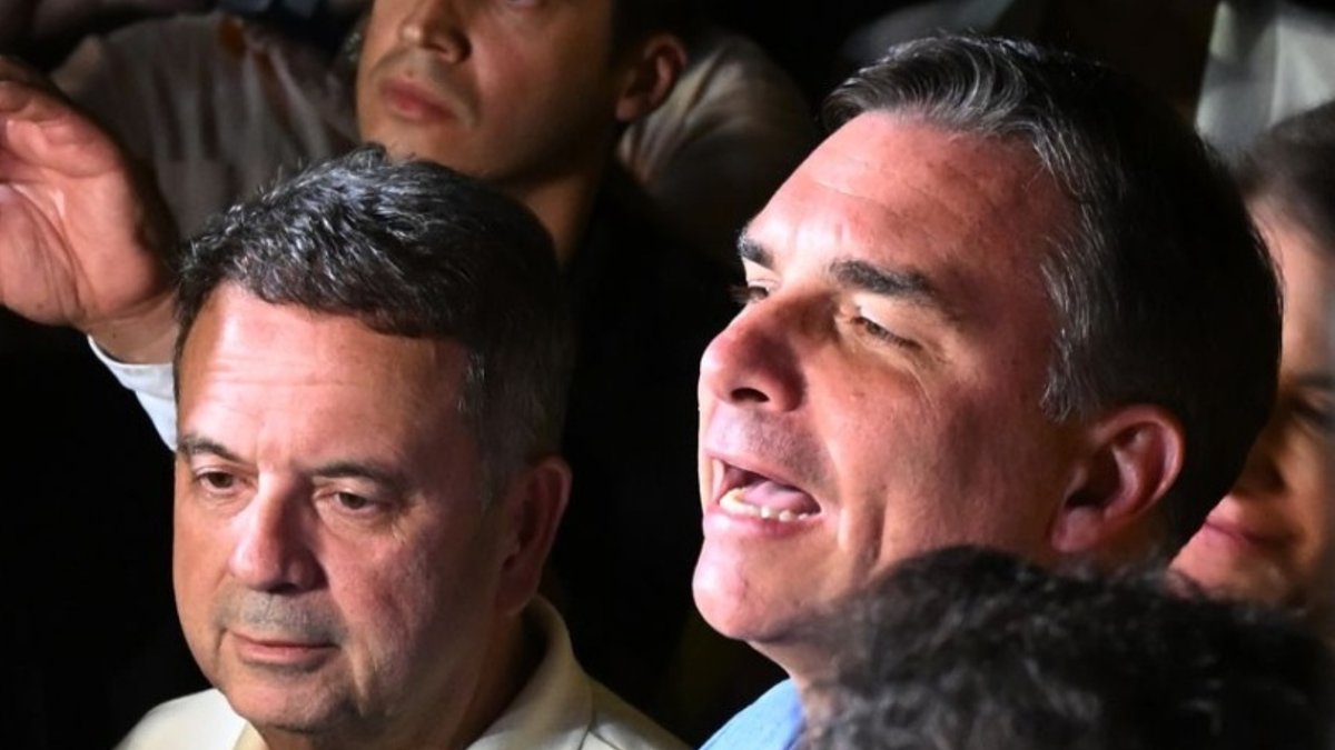 Bolsonaro's spending cuts may not fix Brazil's debt, Moody's says - brazil debt