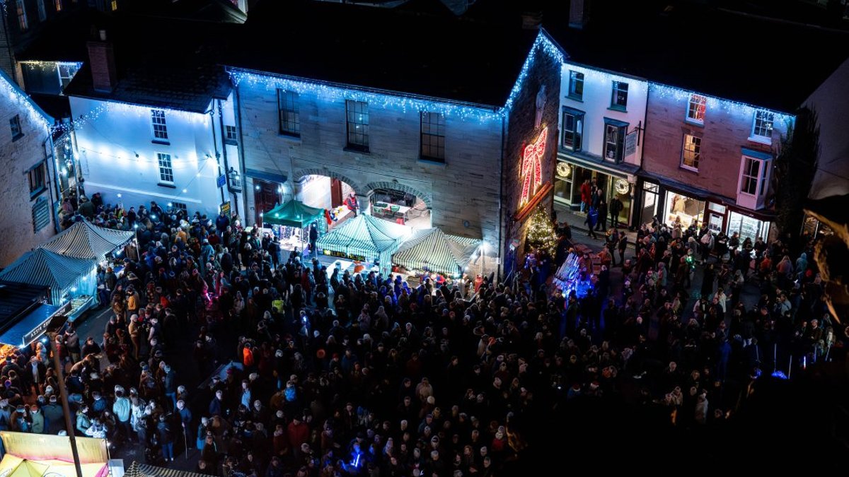 Hay Festival Winter Weekend returns with talks and performances - hay festival winter weekend