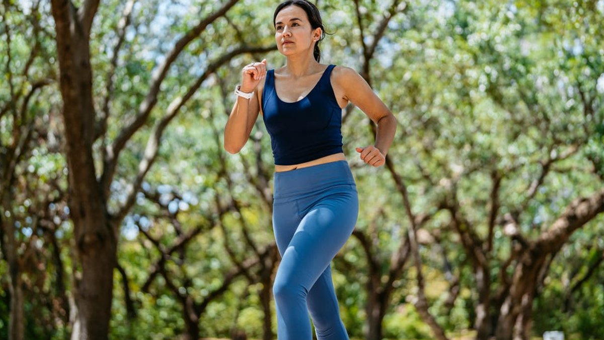 30-Second Walk Breaks Boost Speed for All Runners 30-Second Walk Breaks Boost Speed for All Runners - run walk