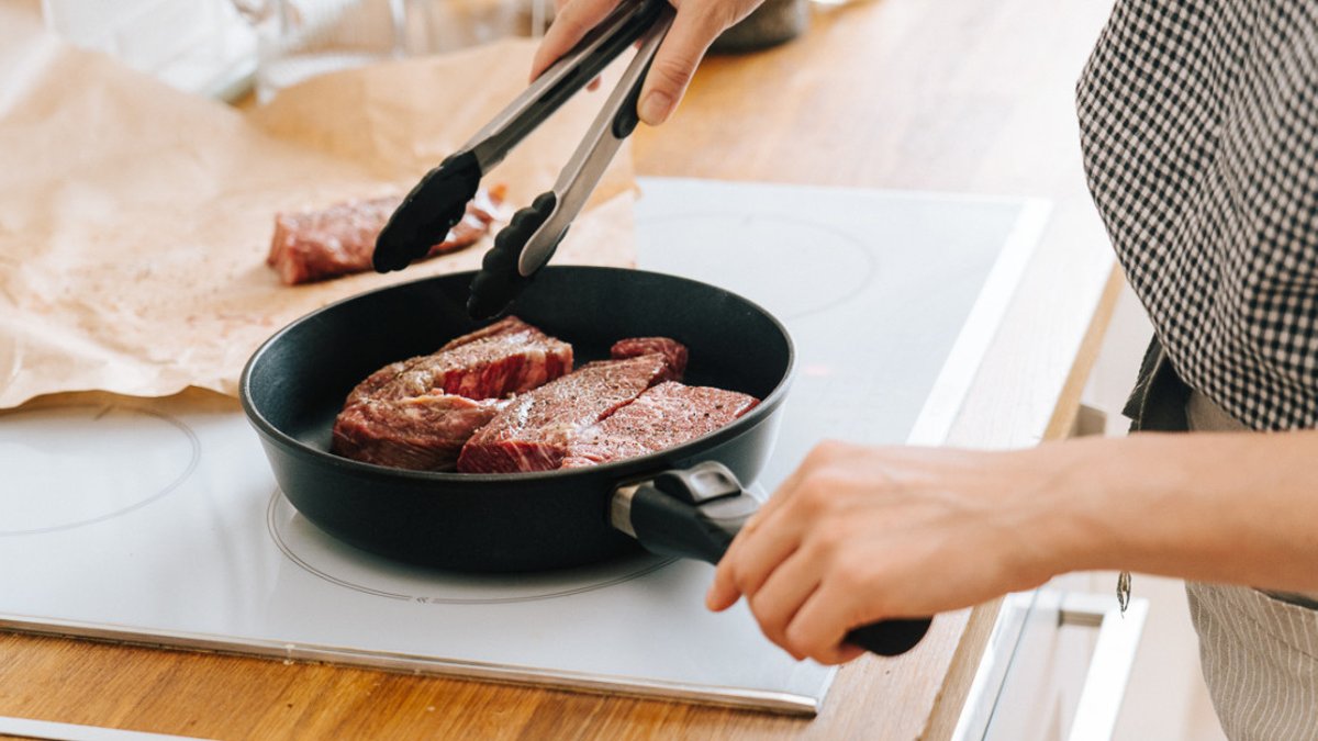 Meat intake slows cognitive decline in some Meat intake slows cognitive decline in some - cognitive decline