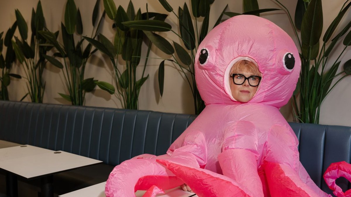 Louise Leigh brings vulgar, silly show to Bristol - louise leigh