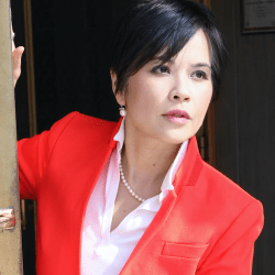 Accurate Body Language Logo