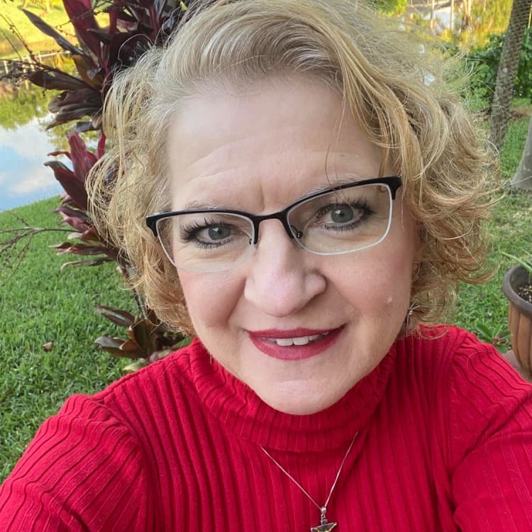  Makeup_Tutorial_Expert Logo