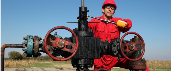  Un pumper a testa pozzo è responsabile di tutti gli aspetti delle operazioni di pompaggio.