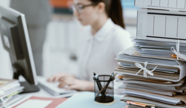 What does an editor do? - CareerExplorer