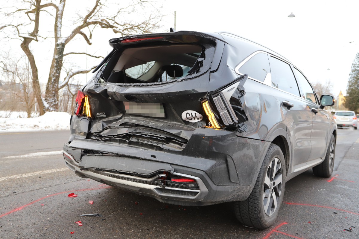 St. Gallen - Sachschaden und zwei Verletzte