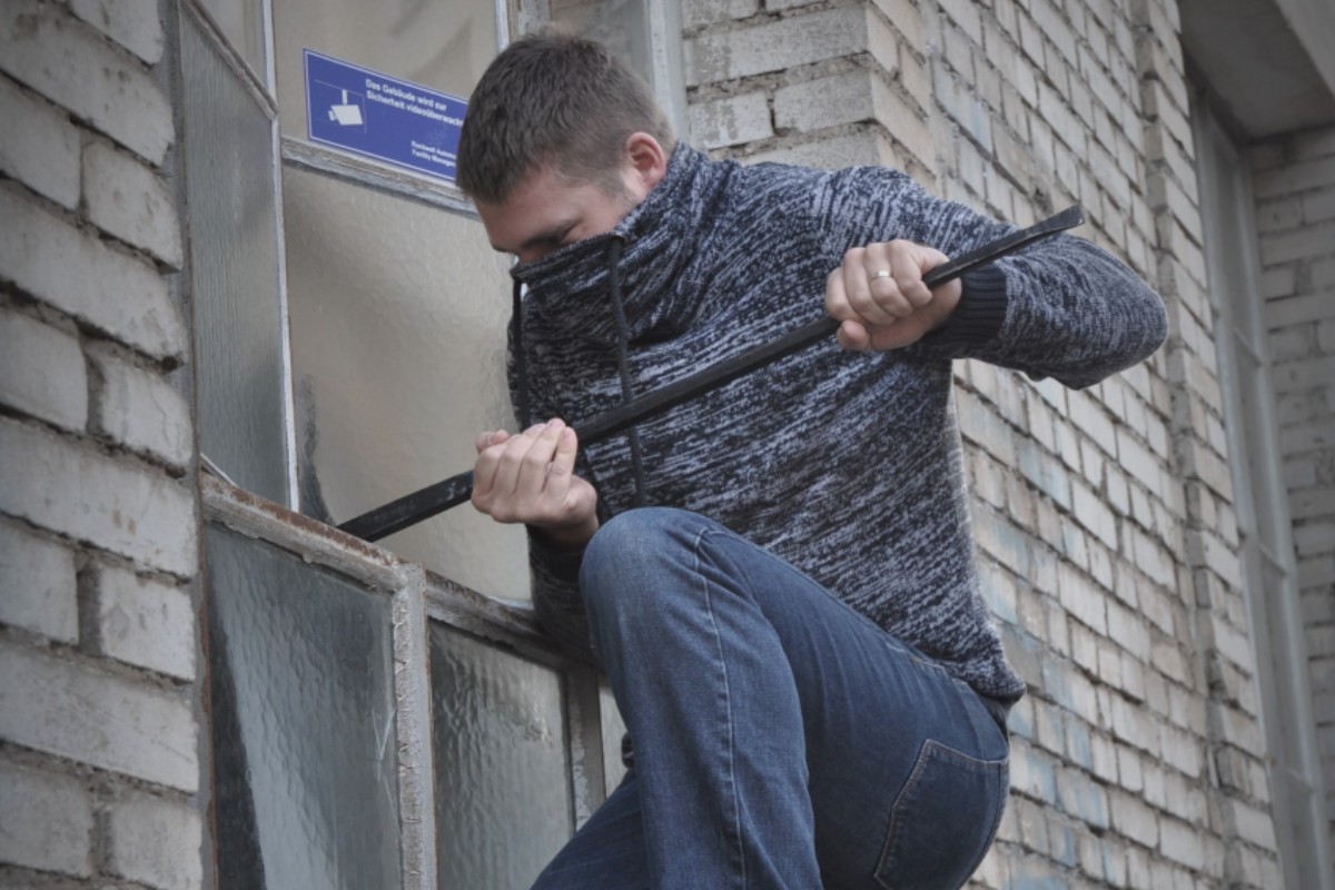 Aargau - Frühe Dämmerung lockt Einbrecher an