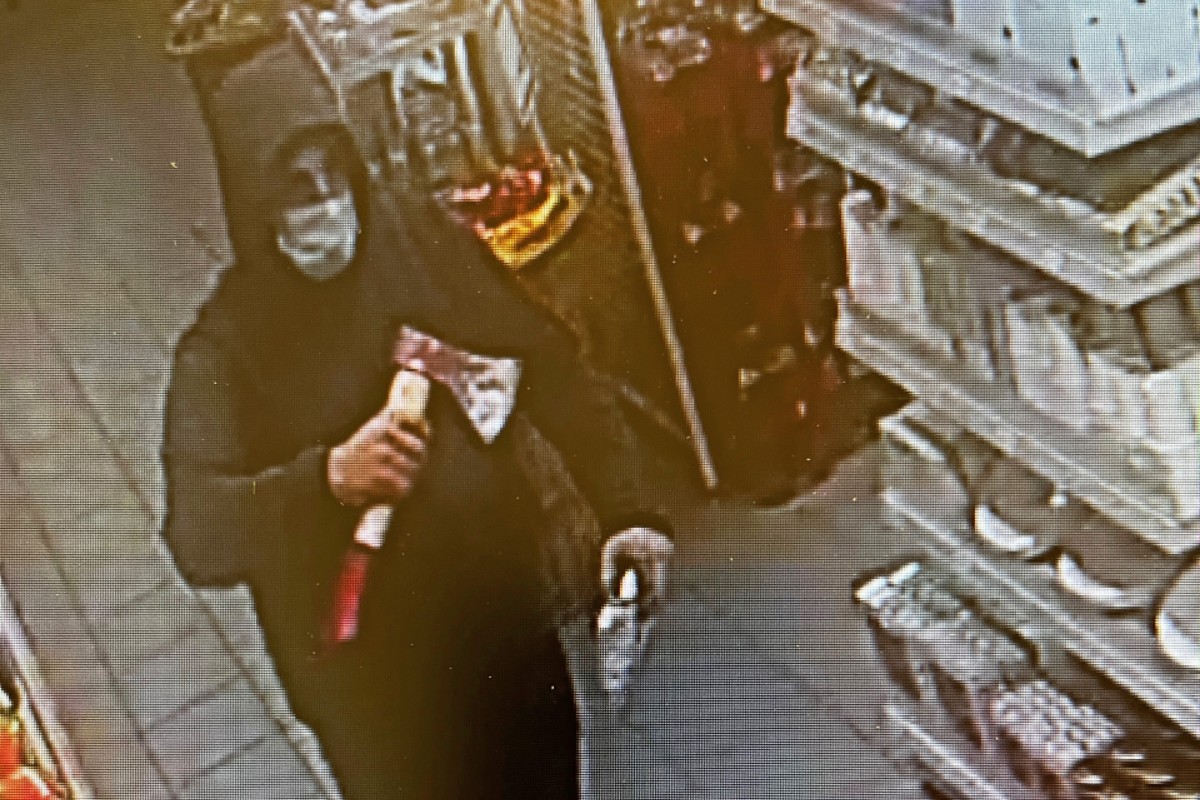Wigoltingen TG - Mit Beil Volg überfallen und Verkäuferin bedroht - Täter auf der Flucht