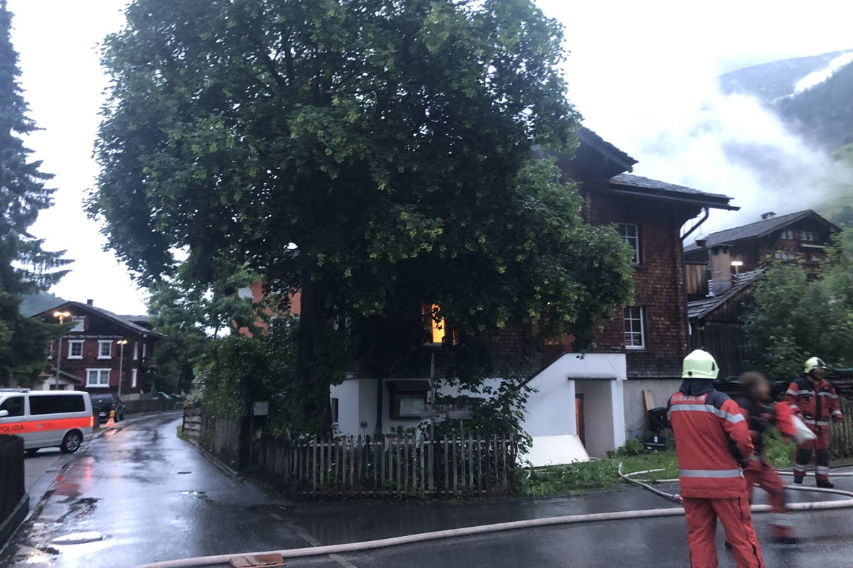 Vals GR – Brand im Badezimmer eines Studios