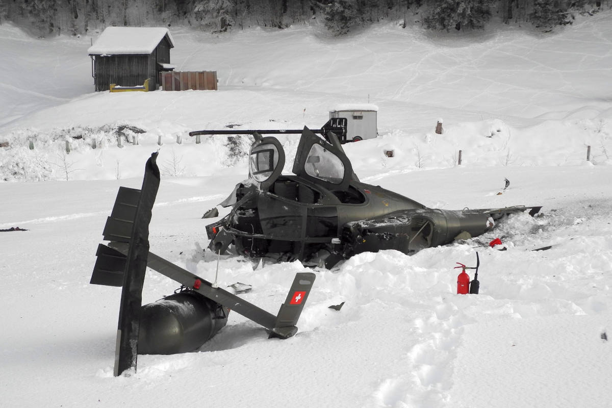 Unteriberg SZ – Helikopter wenige Meter abgestürzt